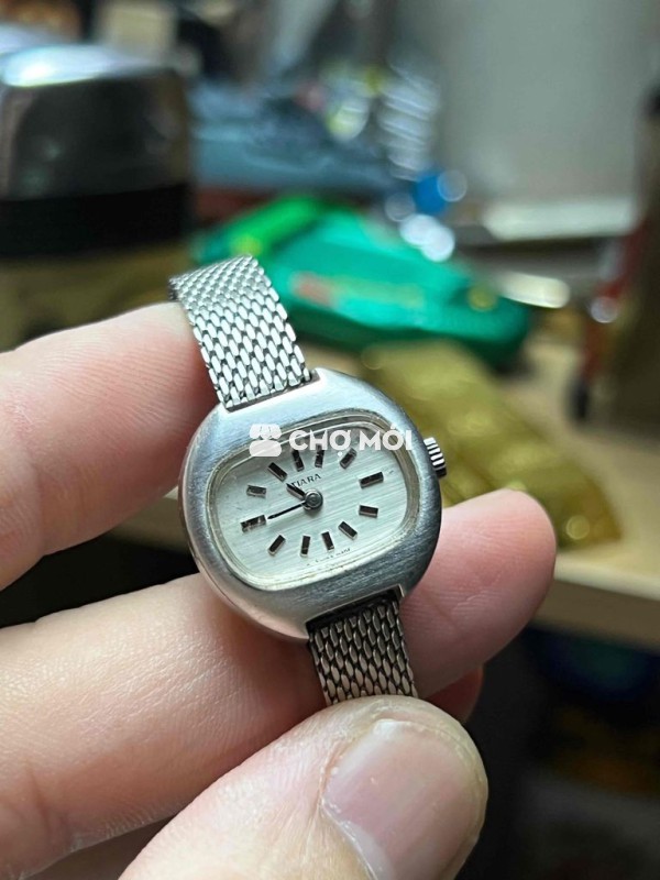 Đồng hồ Tiara Nữ Kim loại Bạc