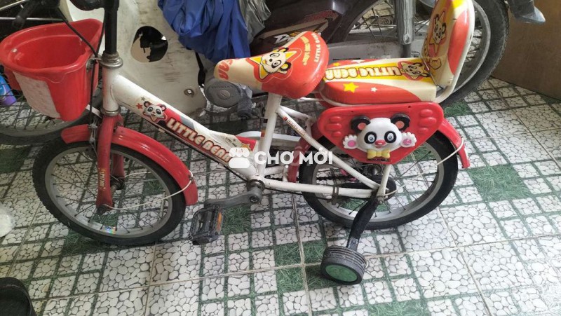 Xe đạp em bé