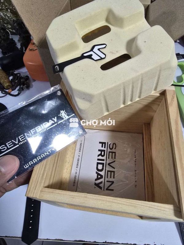 đồng hồ xách tay máy cơ chính hãng