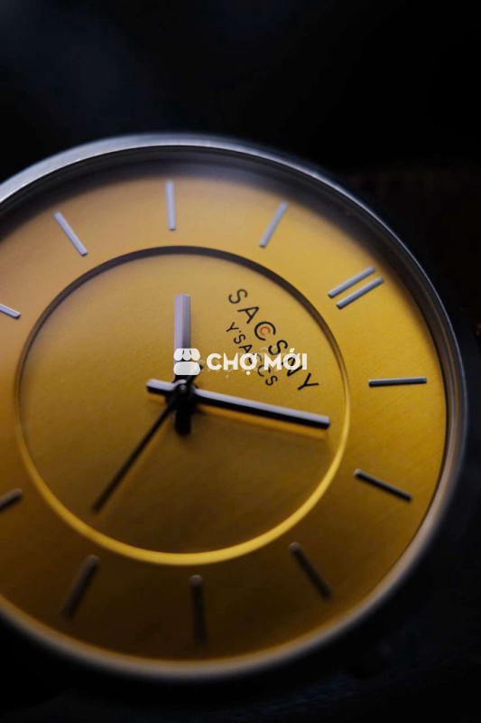 Đồng hồ Sacsny mặt vàng cực nổi thiết kế sang trọg