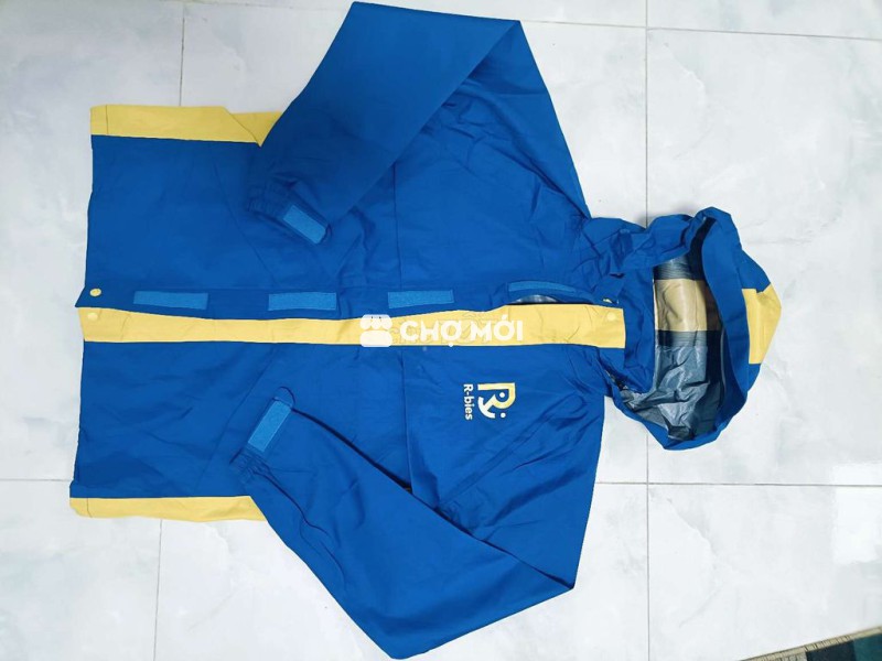 Áo khoác chống nước xịn mới chính hãng size S