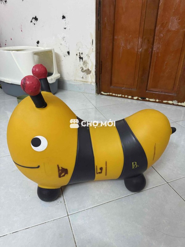 Đồ chơi nhún nhựa Vàng đen