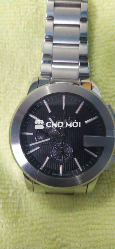 Đồng hồ Gucci nam kim loại 44mm