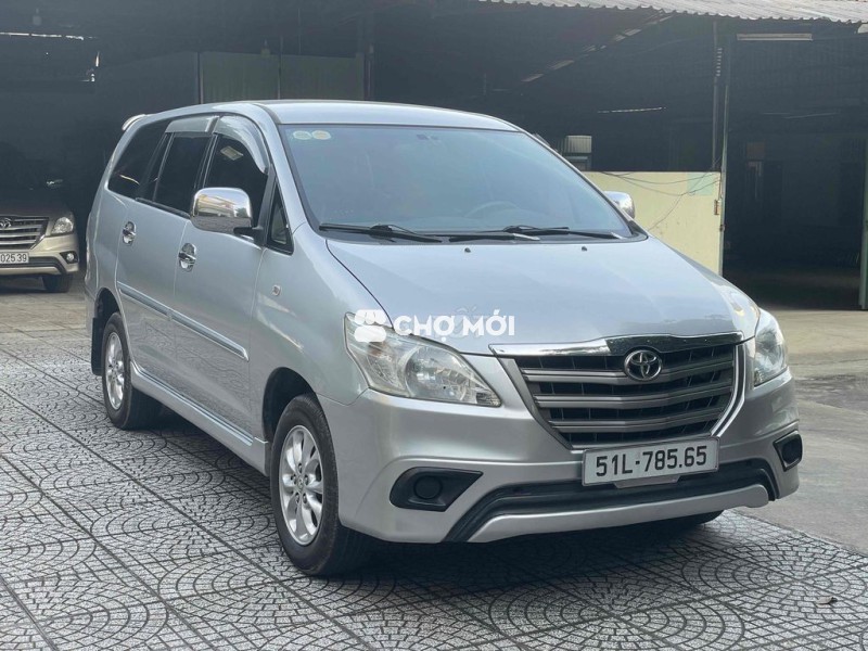 Toyota Innova 2014E Bạc