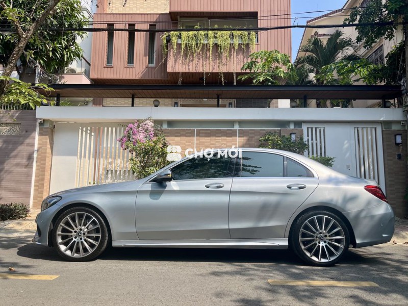 Mercedes Benz C Class 2017 C300 AMG - 118000 km