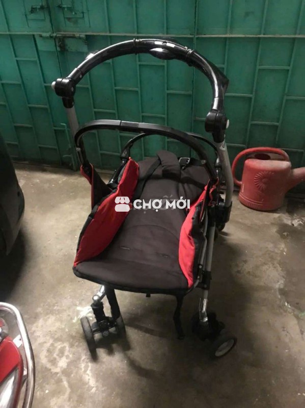 HN thanh lí xe đẩy cho bé