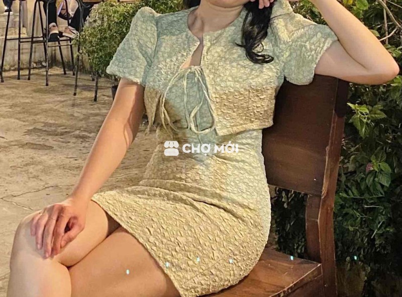 Set áo váy xanh lá nhạt