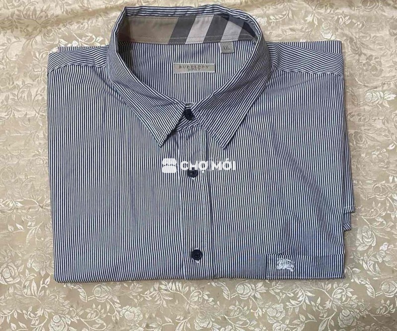 Somi  Ý,  hiệu Burbery, size  XXL (110)