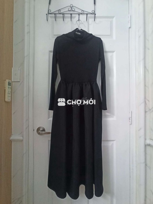 Đầm Nữ Đen Cổ lọ, tay dài, dáng phồng Mới