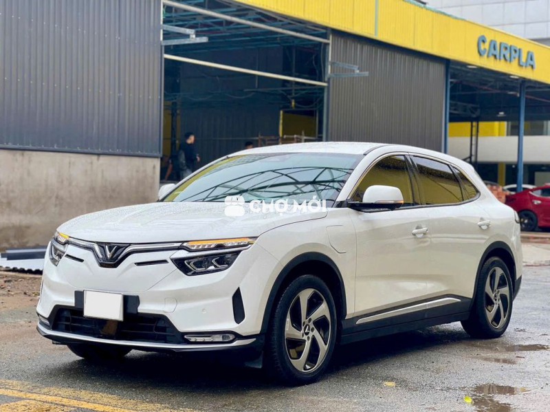Vinfast  VF8 Eco 2022 Pin mua SDI