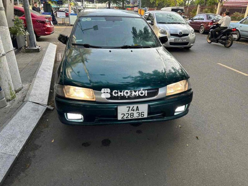 Mazda 323 2000 GLX 1.6MT - 252211 km