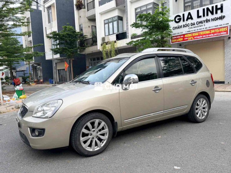 Kia Carens 2010 SX 2.0 AT - 110000 km