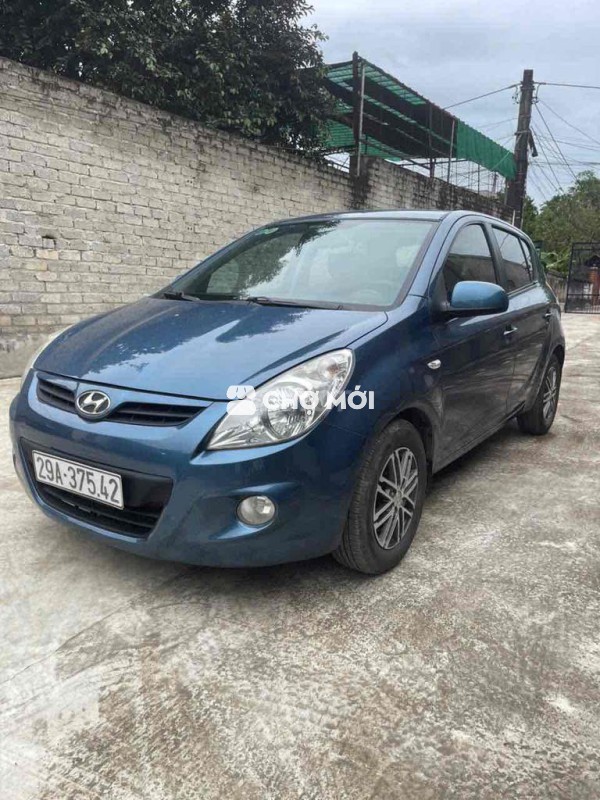 Hyundai i20 2011 - 123456 km