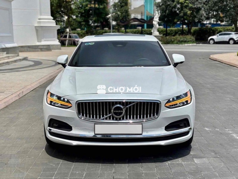 Volvo S90 LWB Ultimate B6 sx 2022 màu trắng đẹp