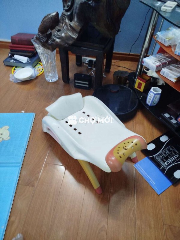 Ghế tắm trẻ em nhựa Trắng