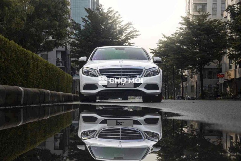 LONG ANH AUTO về Mercedes C250ex 2018