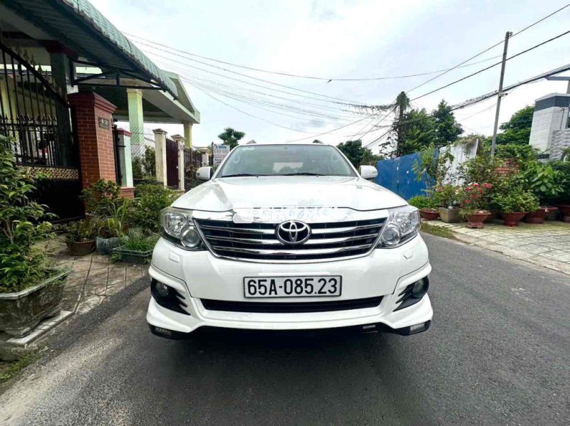 Toyota Fortuner 2015 TRD Fortivo