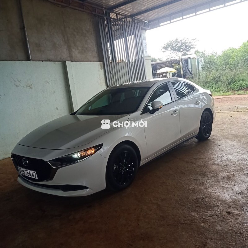 gd cần bán Mazda 3 2019 fom mới