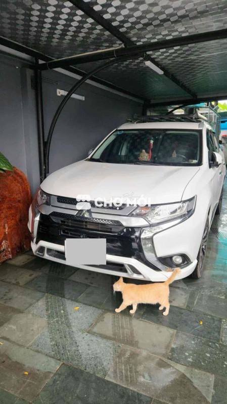 Mitsubishi Outlander 2022 2.0 CVT - 520000 km