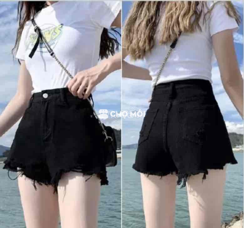 Quần short nữ đen kaki tua rua