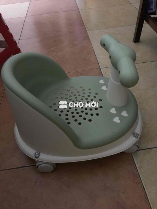 Ghế tập ngồi cho bé (có bánh xem)