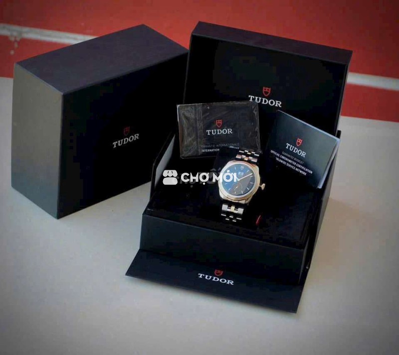 Tudor Glamour Double Date M57000