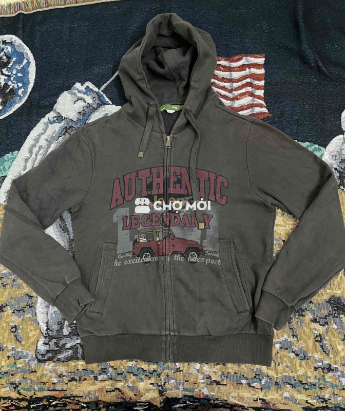 Hoodie Zeep size M  (2hand)