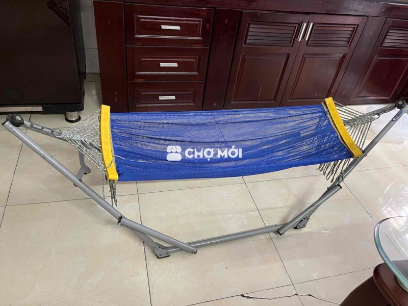 khung và võng cho bé