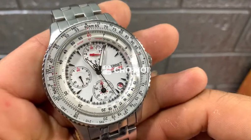 Đồng hồ đeo tay Guionnet Flight bản trắng hiếm