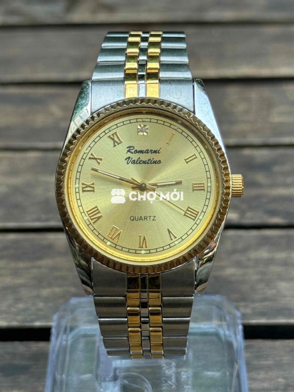 ROMARNI VALENTINO - Made Japan - xịn   - Máy: Pin