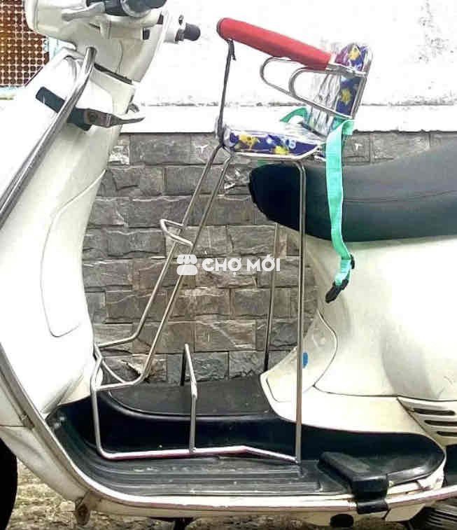 ghế ngồi xe trẻ Em inox