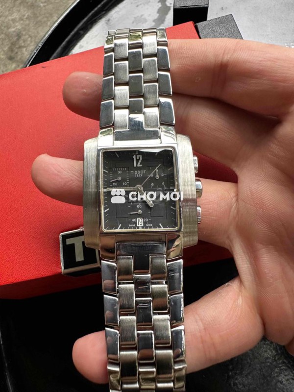 Đồng hồ Tissot Tank Nam Kính sapphire Bạc