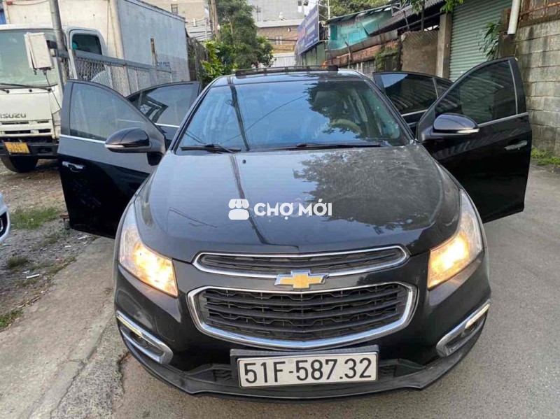 Chevrolet Cruze 2015 màu đen