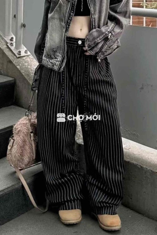 QUẦN SUÔNG KẺ SỌC ĐEN