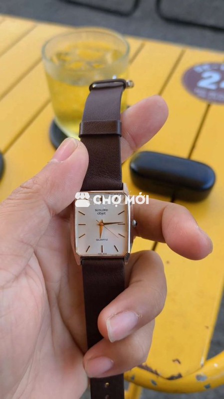 Đồng hồ Sunload Tank Nam Dây da bò