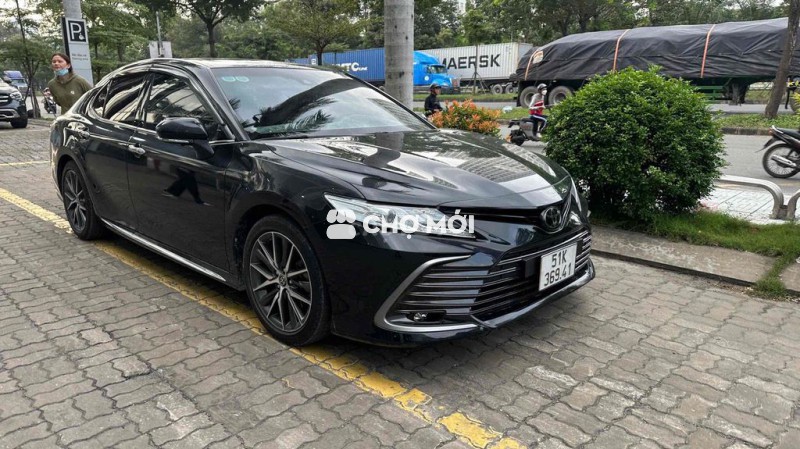 Toyota Camry 2022 2.0Q - 26000 km