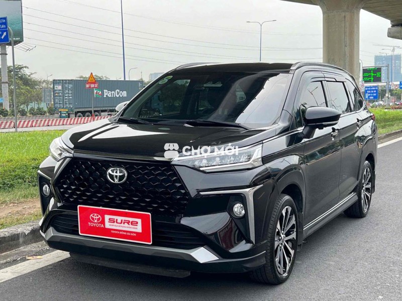 Toyota Veloz Cross Top 1.5 CVT - Xe hãng bán