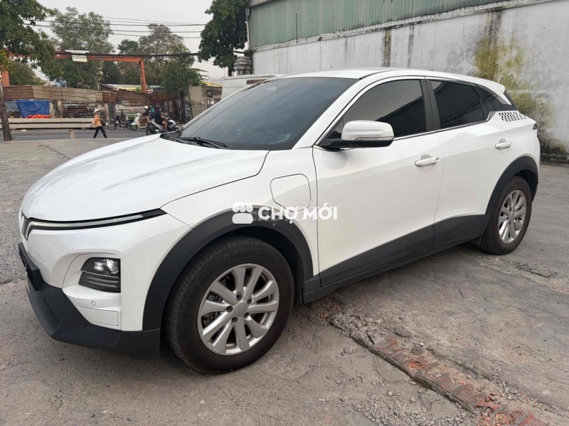 VinFast VF6 2024 S - 14000 km