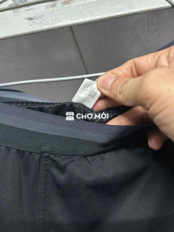 Quần short nam đen size L đã sử dụng