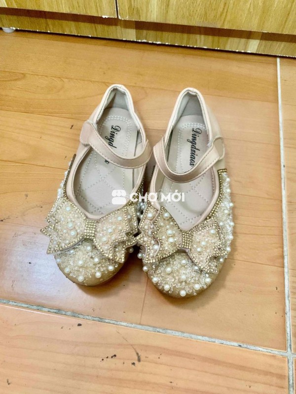 Giày búp bê bé gái đính ngọc size 30 giá 50k