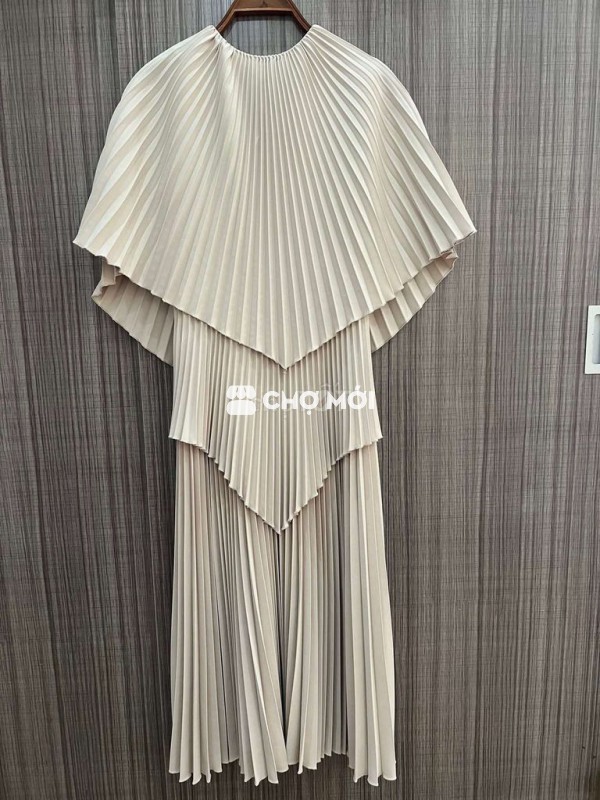 Đầm LANE JT Nữ Vải xếp ly Trắng kem