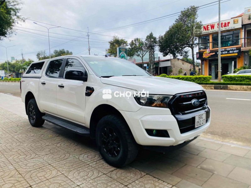 Ford Ranger XLS 2016 Trắng