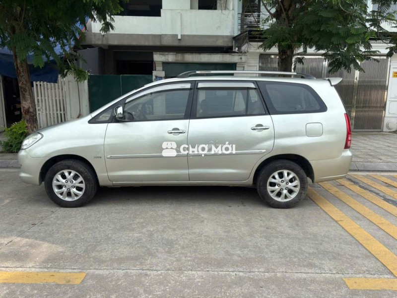 Toyota Innova 2007 G - 150000 km