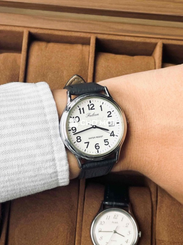 Đồng Hồ FALCON QUARTZ