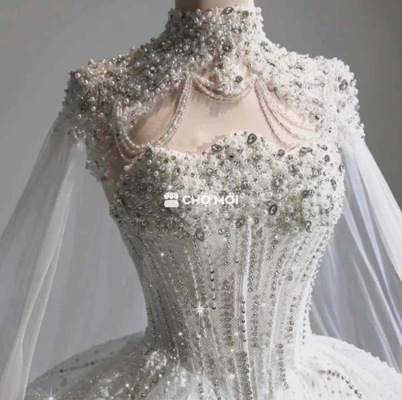 Thanh lý váy cưới 2 trong 1 cao cấp