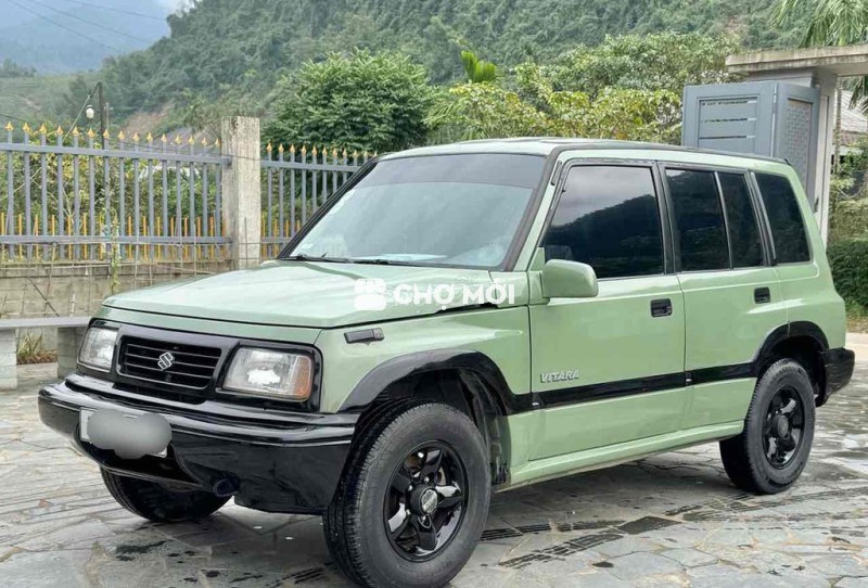 Suzuki Vitara 2005 1.6 2 cầu 7 lít /100kLm cần ban