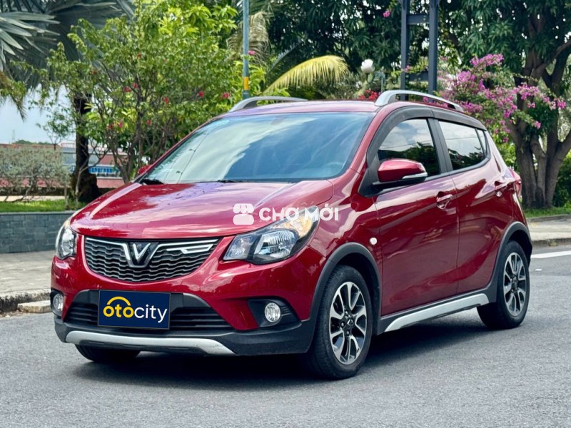 VinFast Fadil Plus 2021 - Màu đỏ - 3v5km