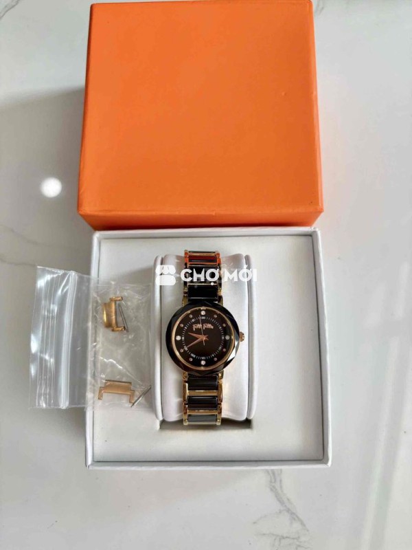 FOLLI FOLLIE HY LẠP