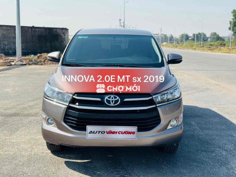 Toyota Innova 2019 2.0E MT Nâu