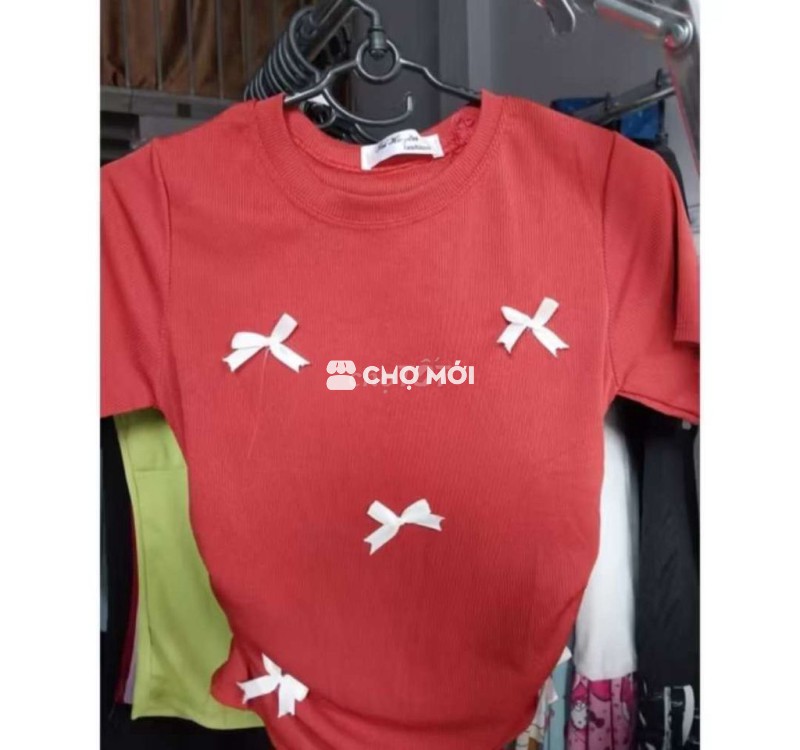 Áo thun nữ vải thun màu Đỏ